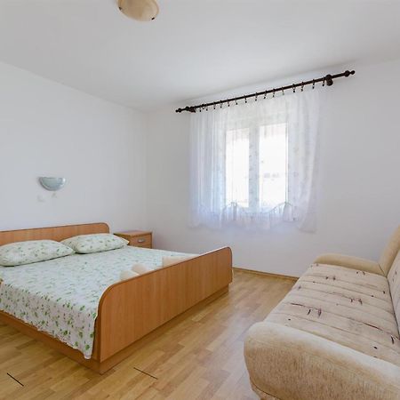 Apartments Ester Lopar Εξωτερικό φωτογραφία