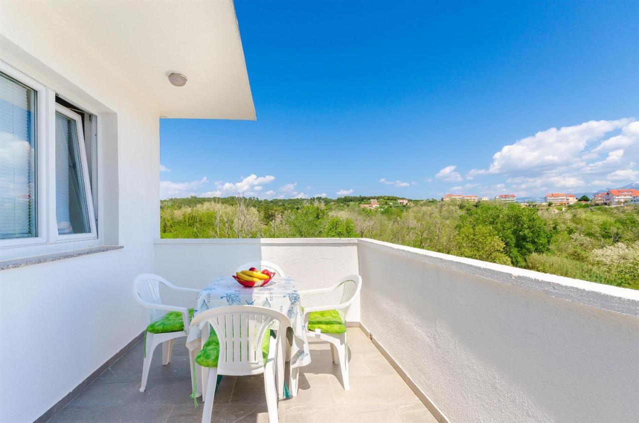 Apartments Ester Lopar Εξωτερικό φωτογραφία